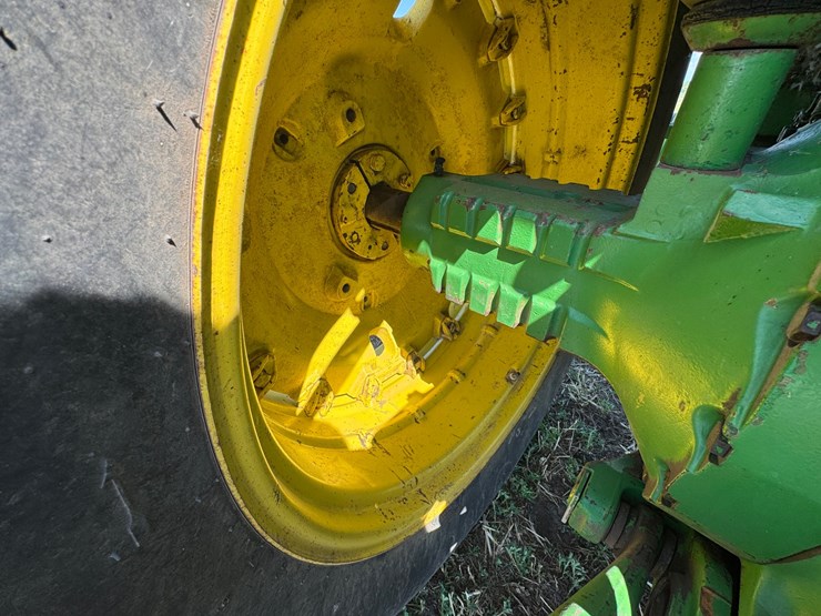 john-deere-4630-image-25