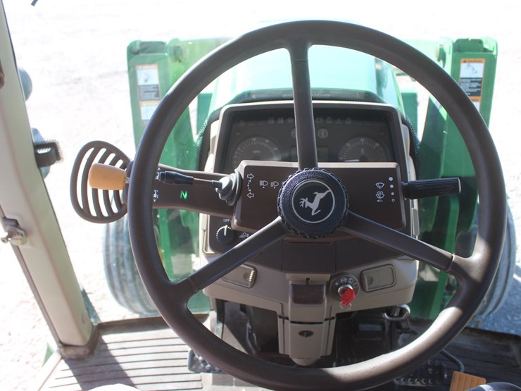 2004-john-deere-7320-image-65
