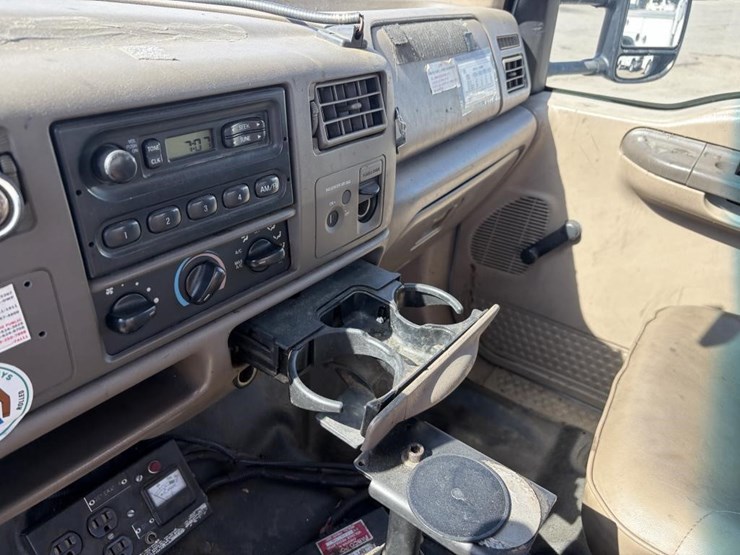 2001-ford-f350-image-18
