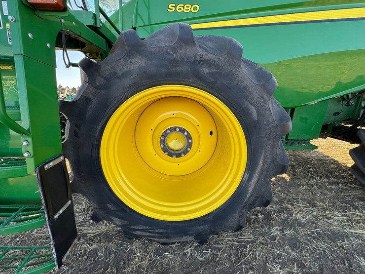 john-deere-s680-image-29