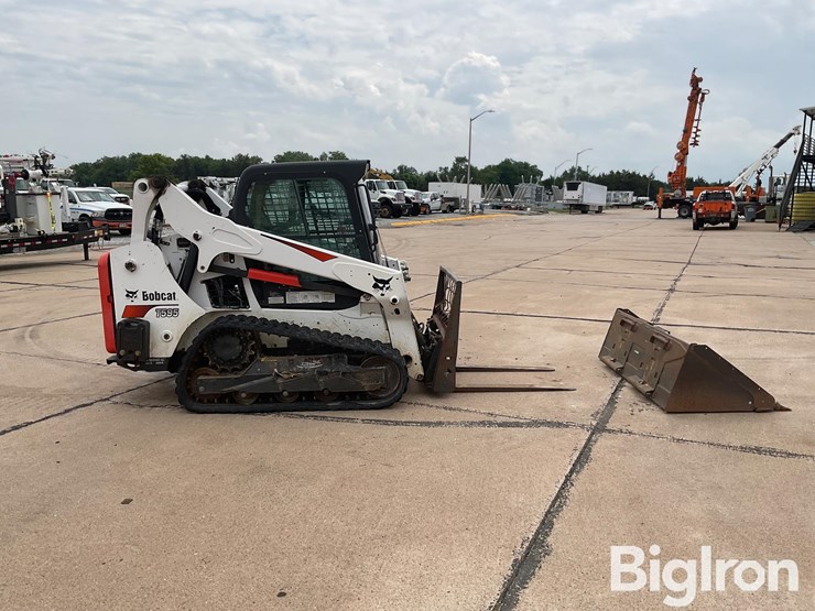 2018-bobcat-t595-image-4