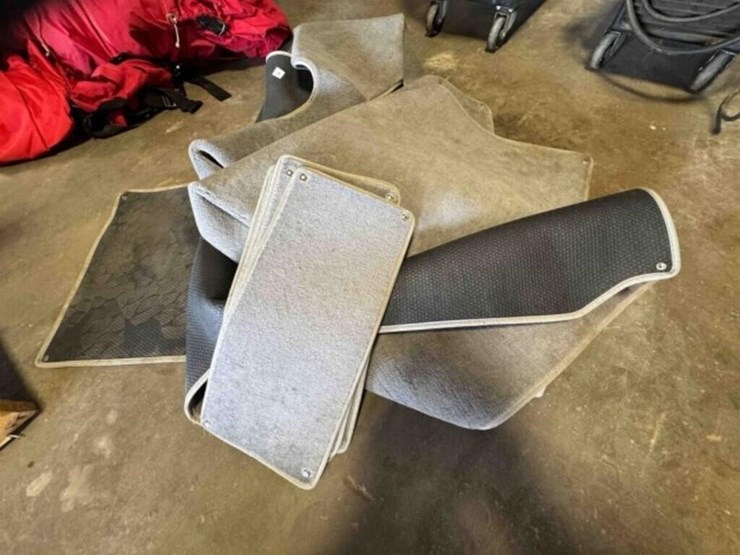 carpet-flooring-out-of-a-boat-image-2