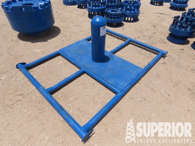 (1-62)-5'4"w-x-8'l-bop-stump-skid-image-1