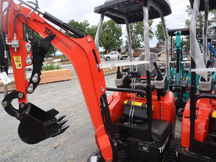 tpm-18hh-mini-excavator-image-6