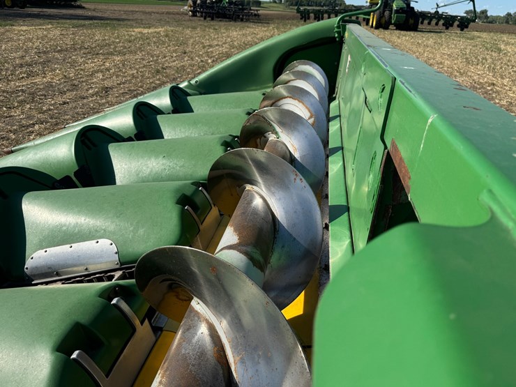 john-deere-612c-image-25
