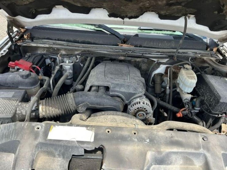 2010-gmc-2500hd-image-24