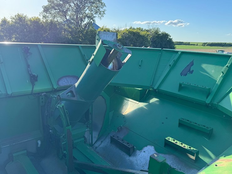 john-deere-s680-image-83