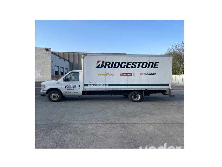 2019-ford-f450-image-1