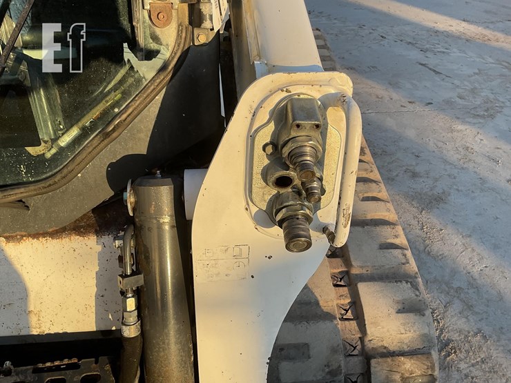 2017-bobcat-t650-image-13