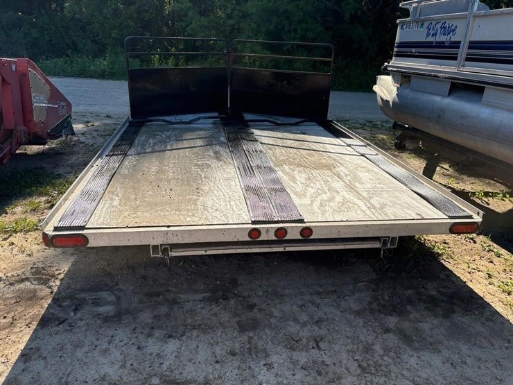 12'-x-100"-v-front-snowmobile-trailer-image-3