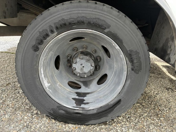 2012-ford-f550-image-5