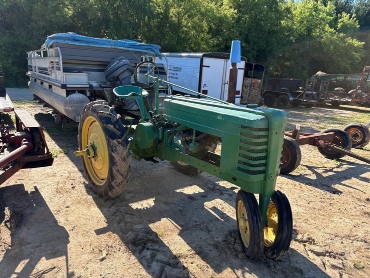 john-deere-h-image-2
