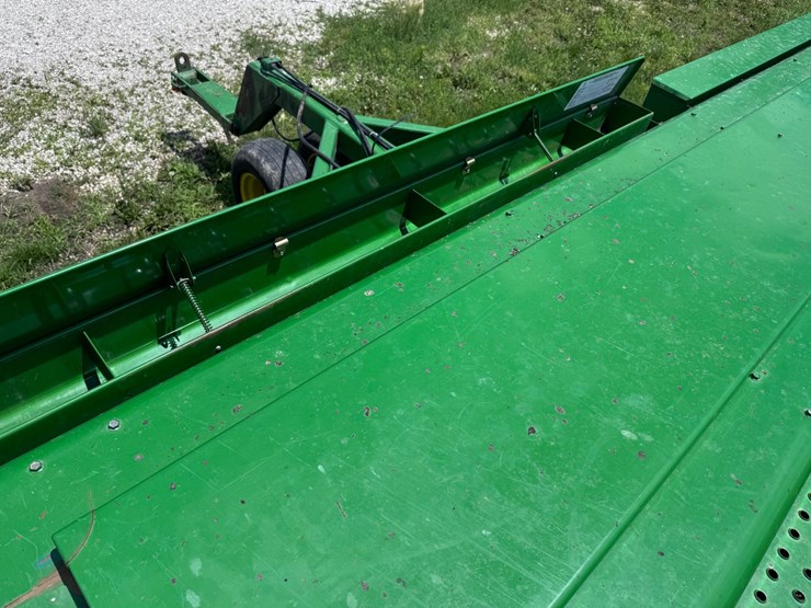 john-deere-750-image-11