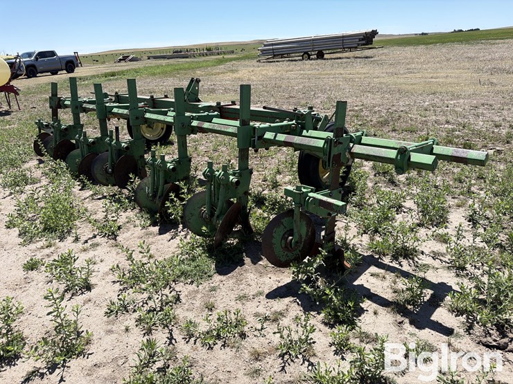 6r30"-ditcher-image-5