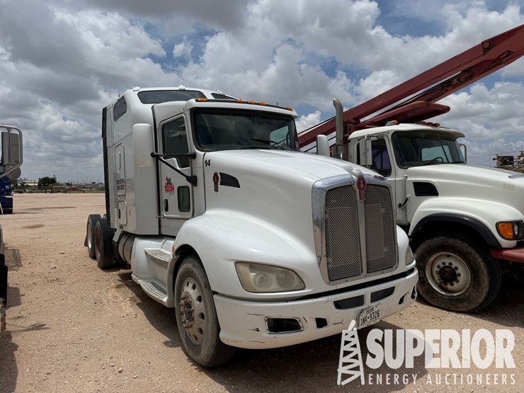 2013-kenworth-t660-image-6