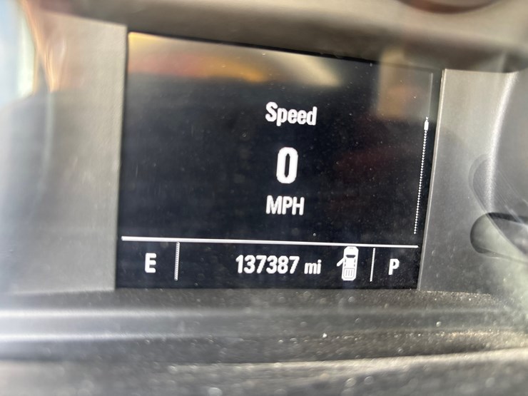 2021-chevrolet-silverado-3500-image-14