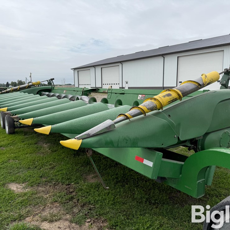 2019 JOHN DEERE 712C
