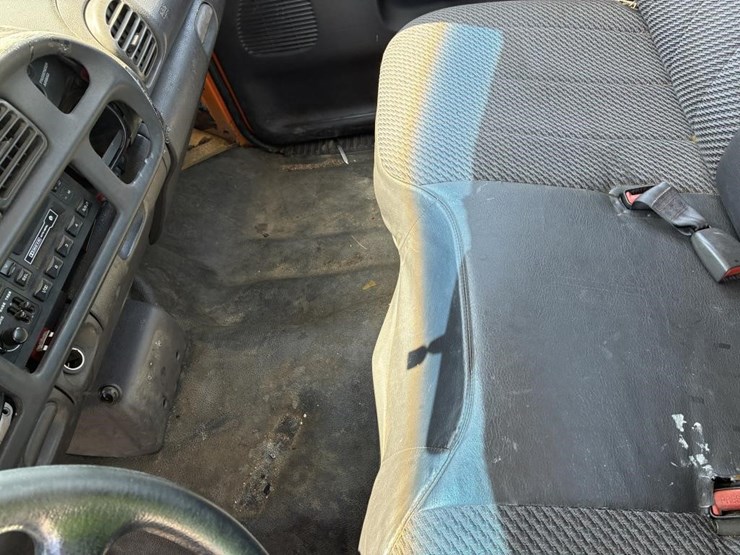 1999-dodge-ram-1500-image-16