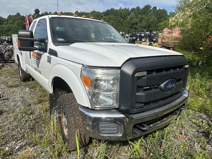 2015-ford-f350-image-2