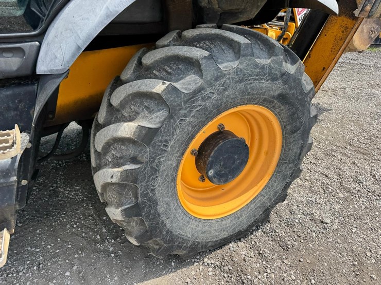 jcb-3cx14-image-13