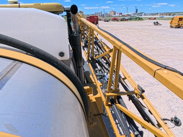 2005-ag-chem-rogator-ss1074-image-52