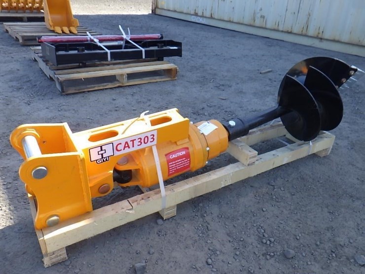 caterpillar-303-image-4