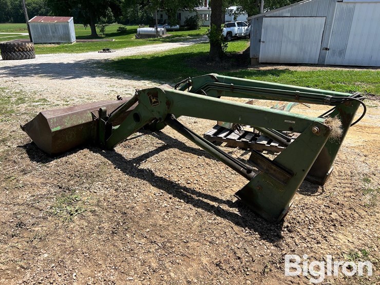 john-deere-158-image-7