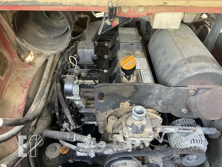 2004-takeuchi-tl150-image-19