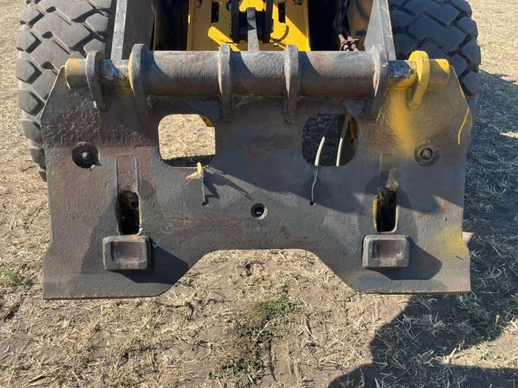 deere-524k-image-55