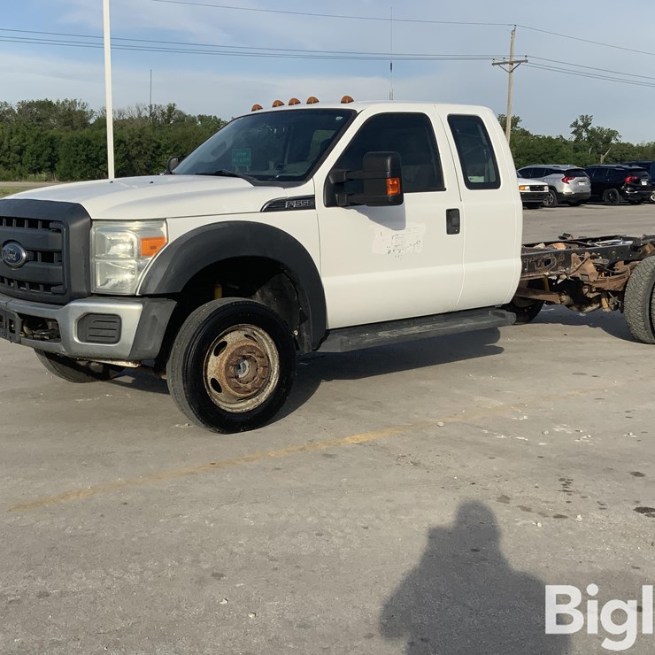 2015 FORD F550 XL