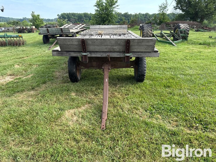 david-bradley-16'-hay-wagon-image-2