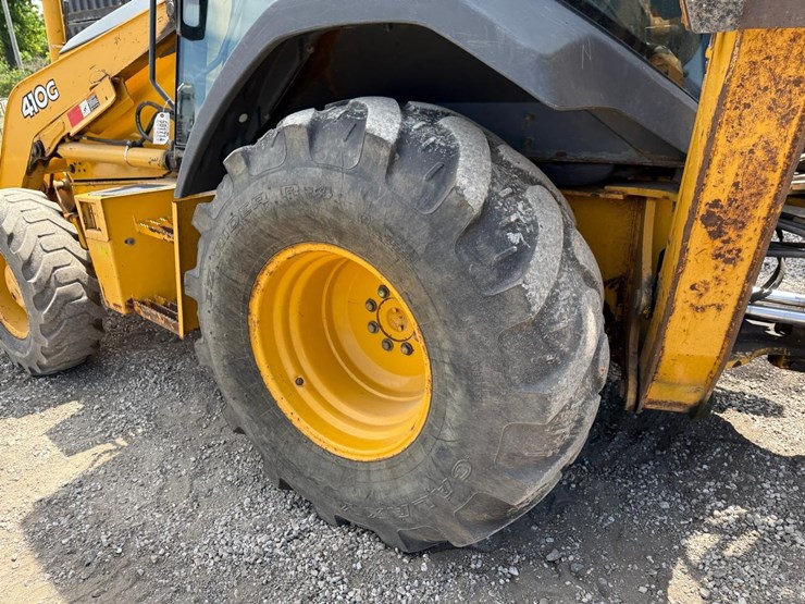 deere-410g-image-19