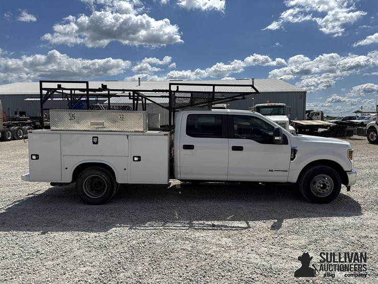 2018-ford-f350-image-4