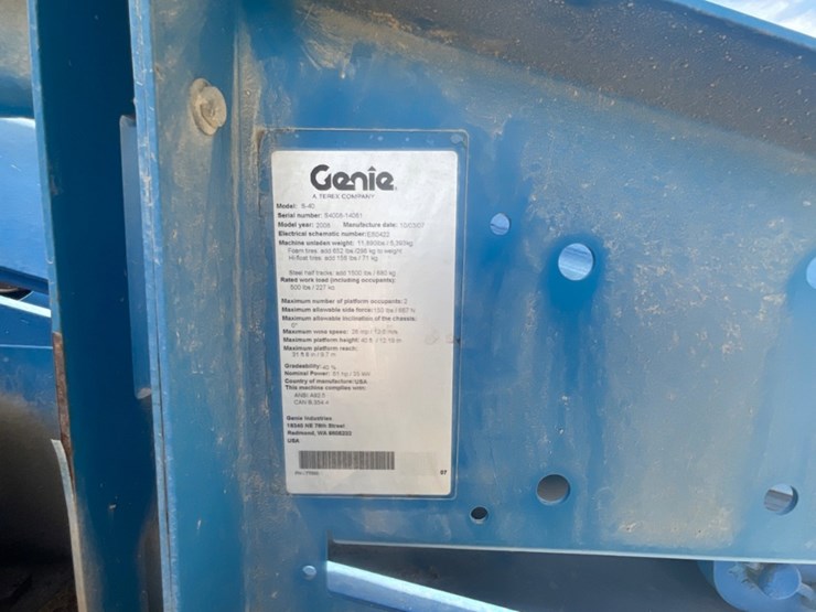 2008-genie-s40-image-12