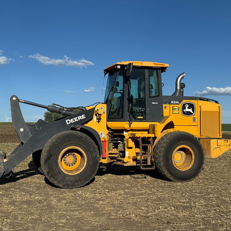 DEERE 624L