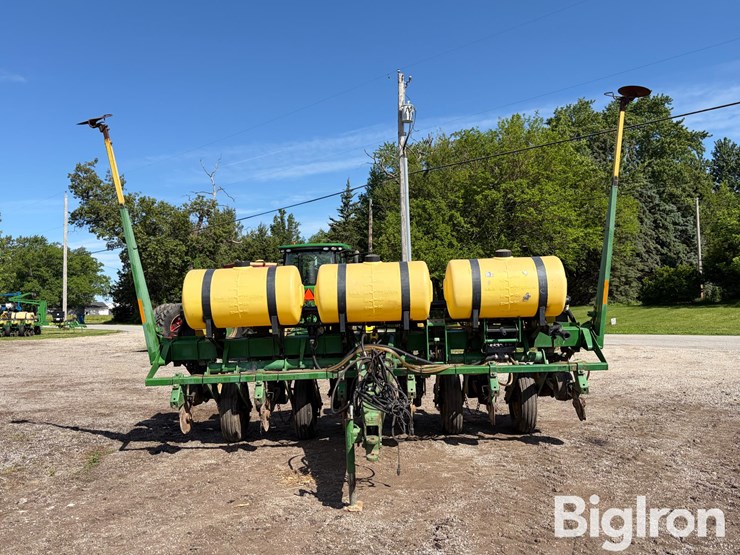john-deere-7000-image-2