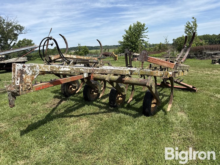 chem-farm-cpx160-chisel-plow-image-1