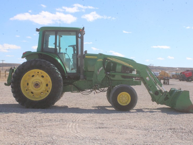 2004-john-deere-7320-image-7