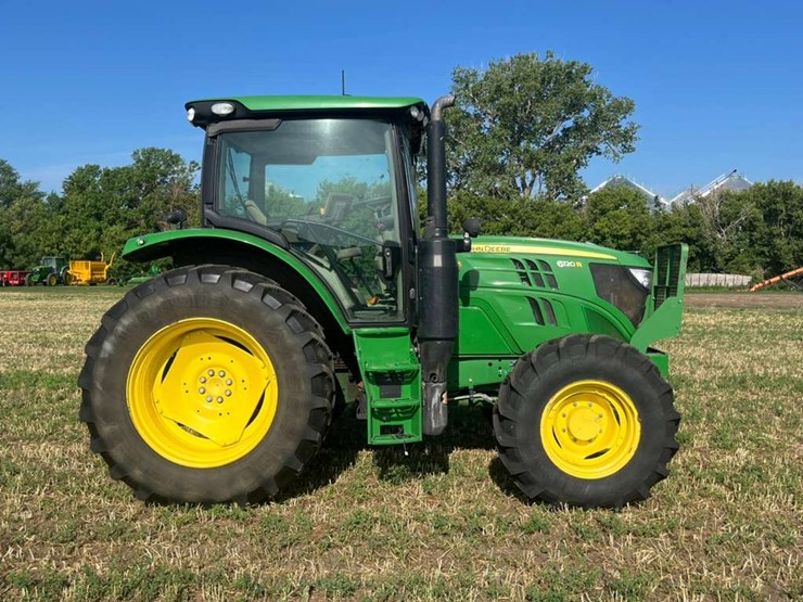 john-deere-6120r-image-12