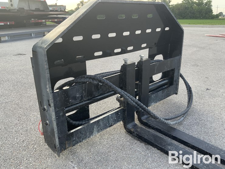 2026-massey-ferguson-730-image-14