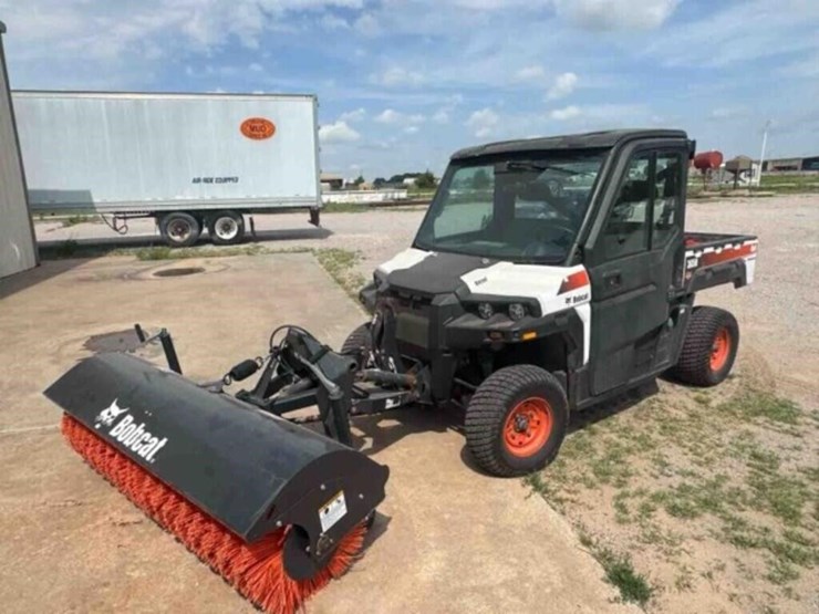 2014-bobcat-3650-image-1