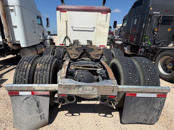 1999-peterbilt-379-image-5