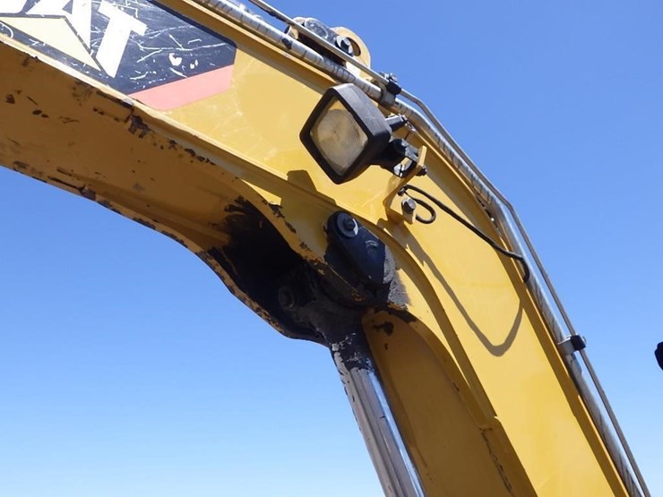 caterpillar-305e2-image-20