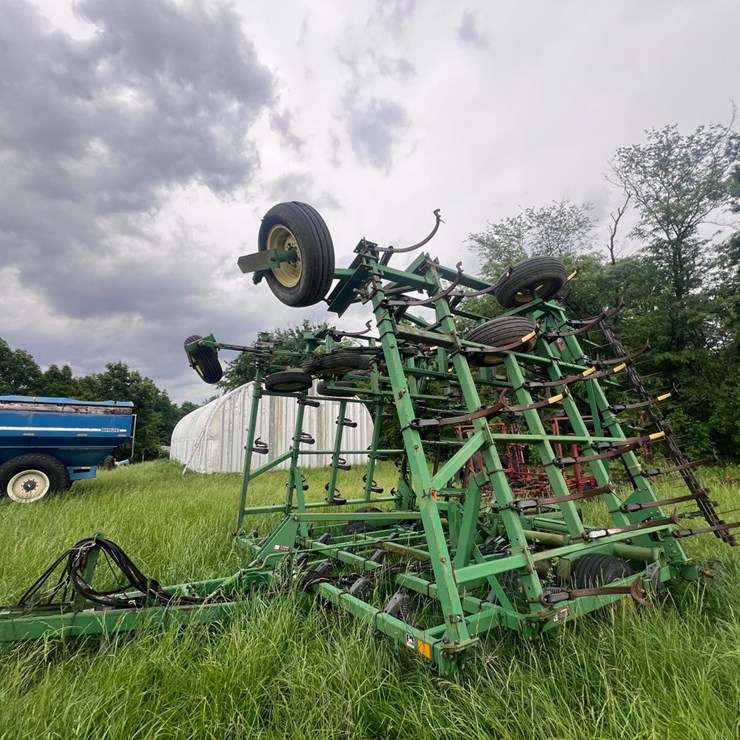 JOHN DEERE 980