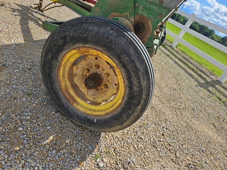 john-deere-10-image-28