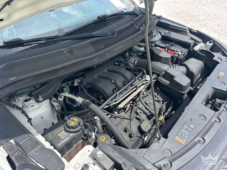 2018-ford-explorer-image-9