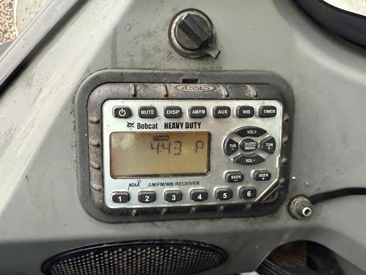 bobcat-s570-image-19