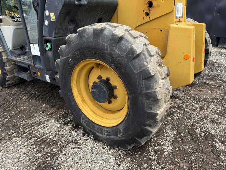 caterpillar-th406-image-15