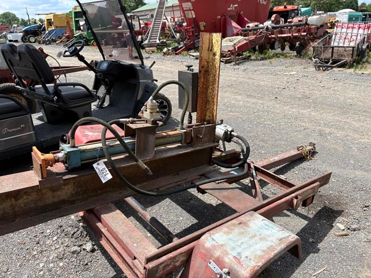 log-splitter-image-1