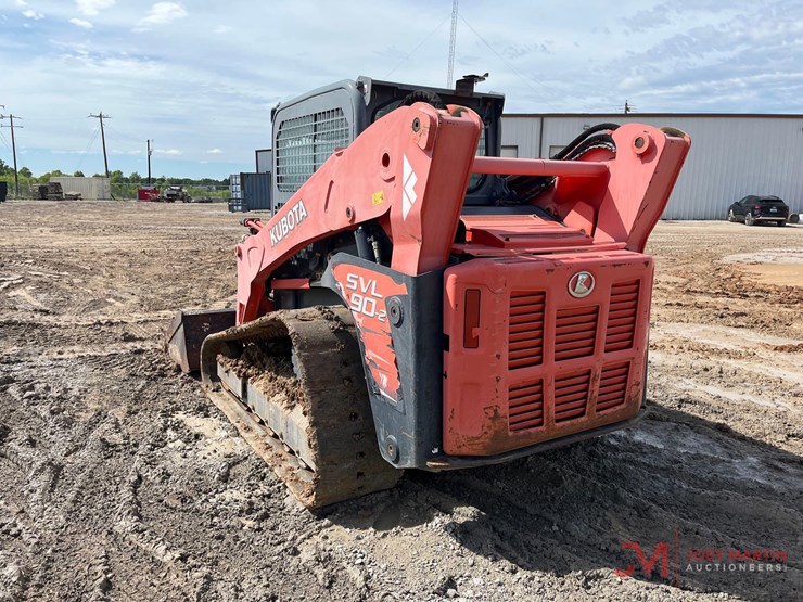 kubota-svl90-2-image-3